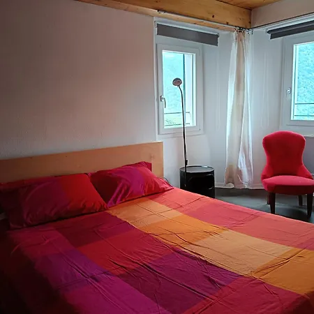 Low-mountain House With Terrace And Garden, Near Maggiore *