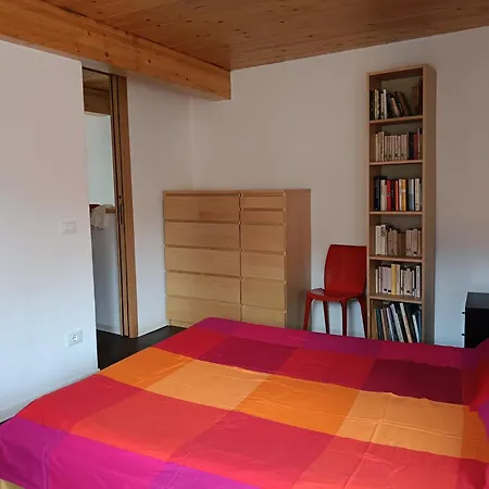 Low-mountain House With Terrace And Garden, Near Maggiore Maccagno