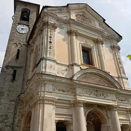 Low-mountain House With Terrace And Garden, Near Maggiore