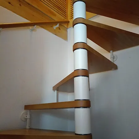 Low-mountain House With Terrace And Garden, Near Maggiore Vakantiehuis