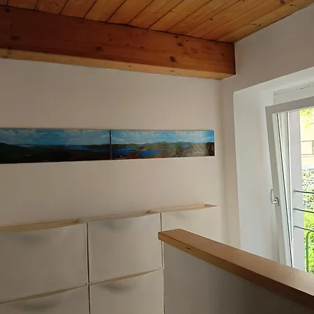 Low-mountain House With Terrace And Garden, Near Maggiore *