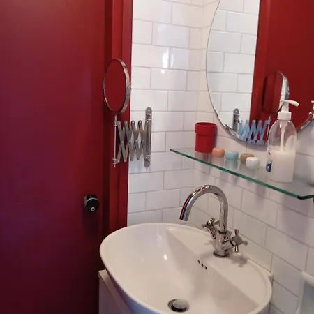 Vakantiehuis Low-mountain House With Terrace And Garden, Near Maggiore Maccagno