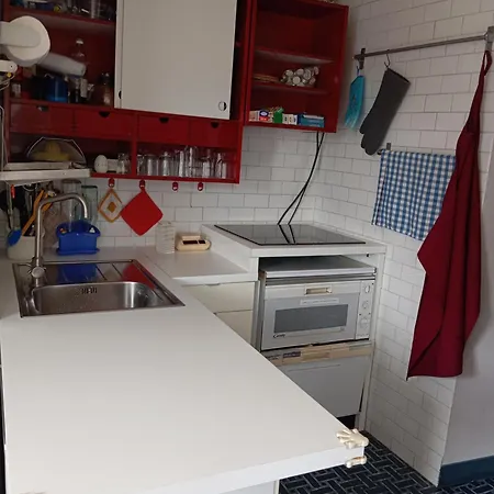 Low-mountain House With Terrace And Garden, Near Maggiore Maccagno