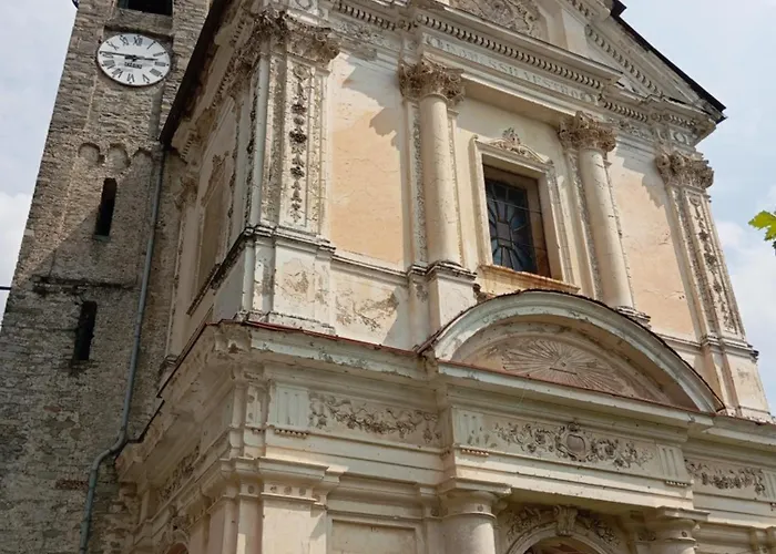 Low-mountain House With Terrace And Garden, Near Maggiore