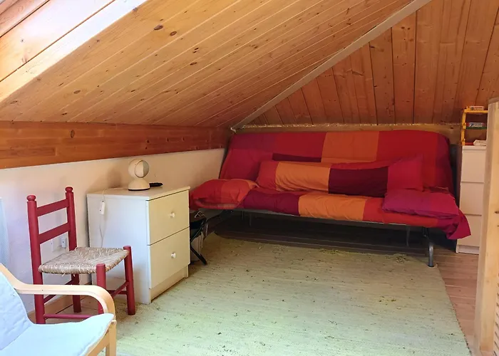 Low-mountain House With Terrace And Garden, Near Maggiore * Maccagno