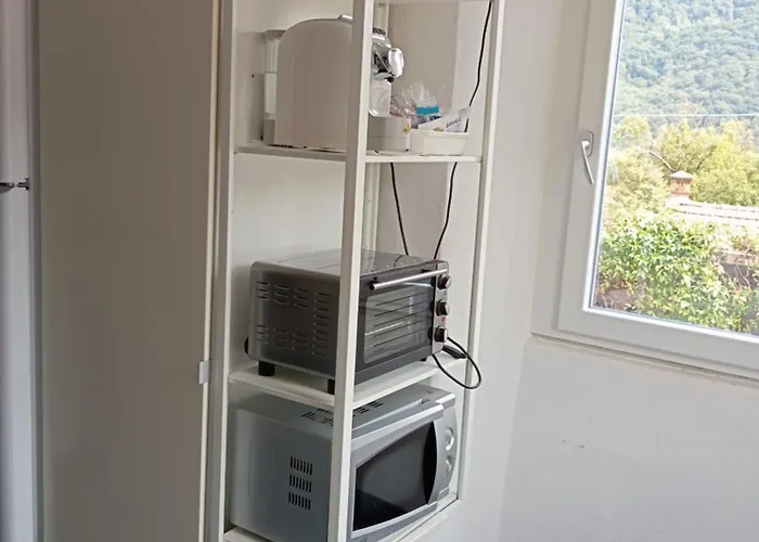 펜션 Low-mountain House With Terrace And Garden, Near Maggiore *