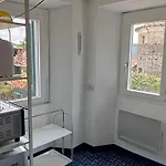 Low-mountain House With Terrace And Garden, Near Maggiore 別荘 *