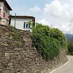 別荘 Low-mountain House With Terrace And Garden, Near Maggiore Maccagno