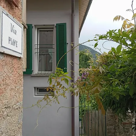 Semesterbostad Low-mountain House With Terrace And Garden, Near Maggiore *